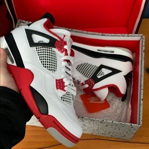 jordan 4 fire red